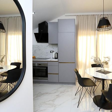 Luxury Apartments Monika Near The Sea With Private Parking Bibinje Exterior foto